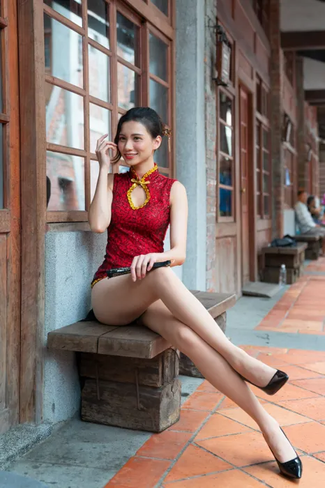 [Mzsock] NO.057 Cai Yixin, ultra short cheongsam, stockings, high heels, beautiful legs, outdoor shot street photography#[55P]-23