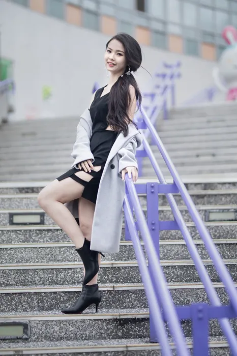 [Mzsock] NO.062 Yang Miling’s hip-covering skirt is more sexy street photography#[100P]-1