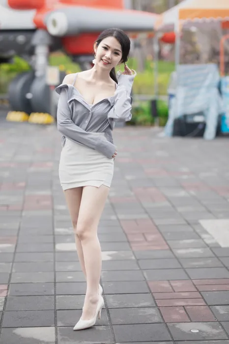 [Mzsock] NO.062 Yang Miling’s hip-covering skirt is more sexy street photography#[100P]-5